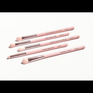 MOTD COSMETICS In A Blush Blending Eye Brush Set